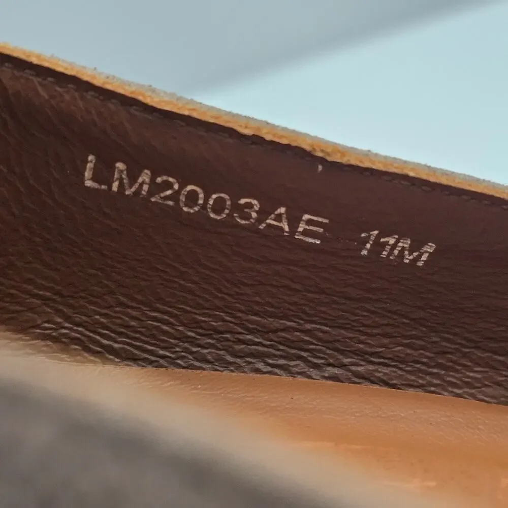 Aquatalia elegant suede